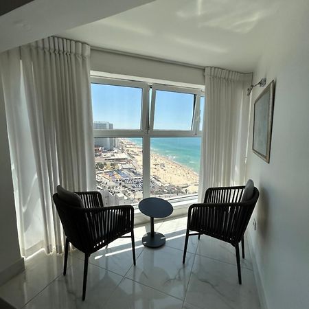 Amazing Suite On The Sea-סוויטה מדהימה על הים Бат Ям Екстериор снимка
